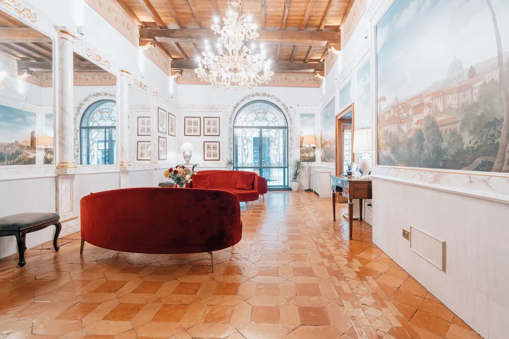 Pantheon Hotel — Rome